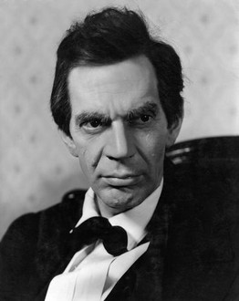 File:Portrait of Warren von Wolfshagen.jpg